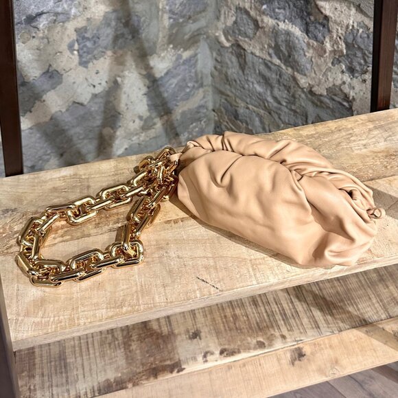 Bottega Veneta Light Brown Leather The Chain Pouch Clutch - Picture 3 of 14